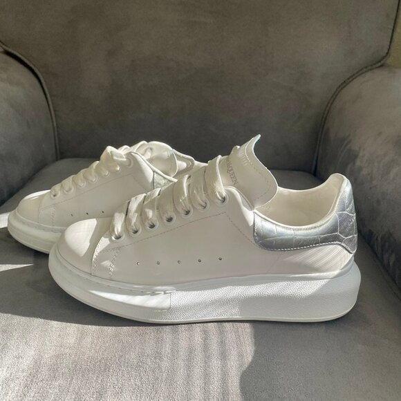 Authentic Alexander McQueen Women’s  Sneakers - Picture 4 of 8